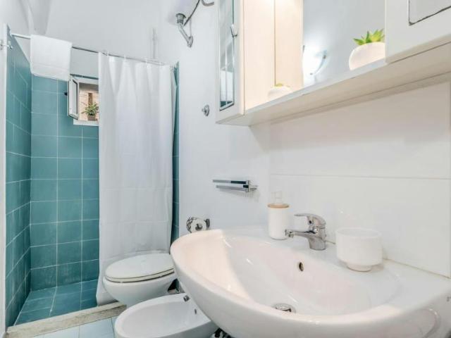 Appartamento 2 camere da letto, Rome Rome 00185 DS105685682