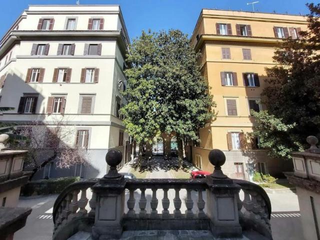 Appartamento 2 camere da letto, Rome Rome 00197 DS99691536