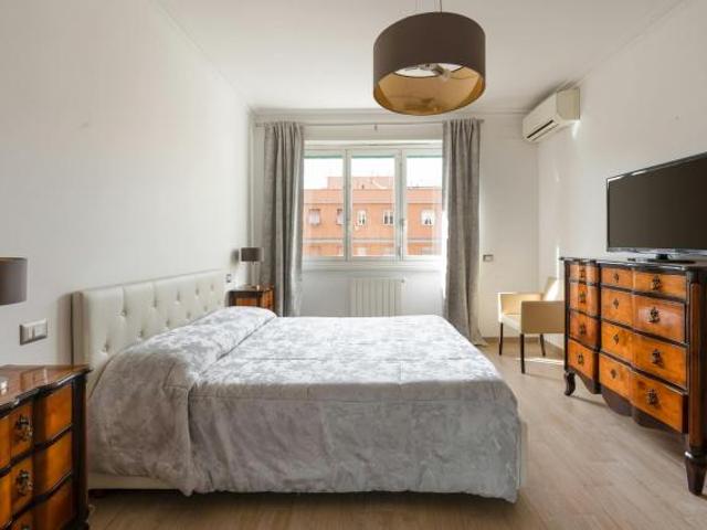 Appartamento 2 camere da letto, Rome Rome 00199 ES86670910