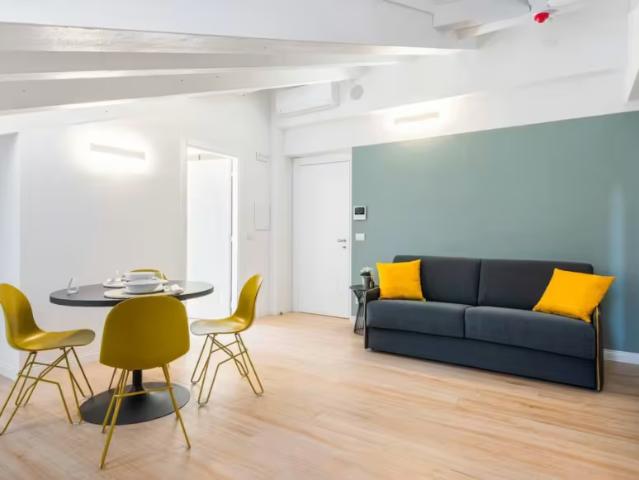Appartamento 2 camere da letto, Trieste Trieste 34121 DS97138054