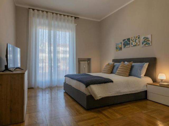 Appartamento 2 camere da letto, Turin Turin 10146 DLS104435434
