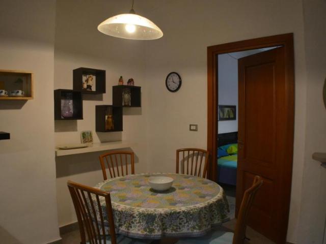 Appartamento 2 camere da letto, Turin Turin 10152 ES98921317