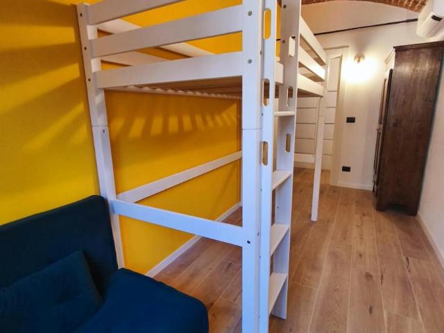 Appartamento 2 camere da letto, Turin Turin 10152 ES105119861