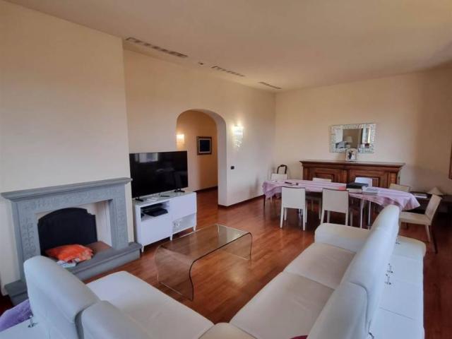 Appartamento 7 vani 200mq