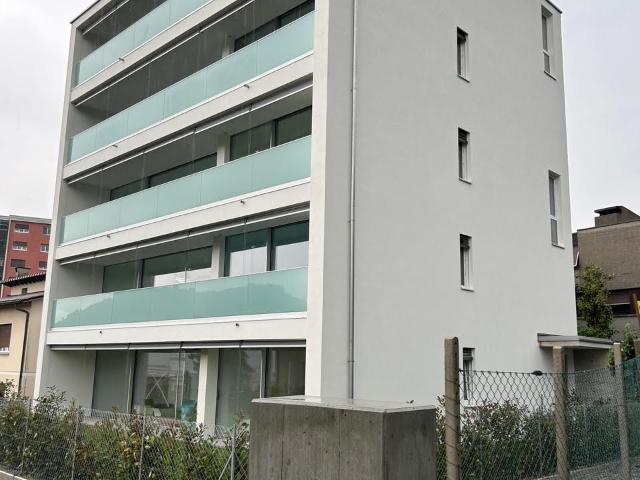 Appartamento 4.5 Locali Moderno e Confortevole a Vacallo: Spazio, Lusso e Comodità