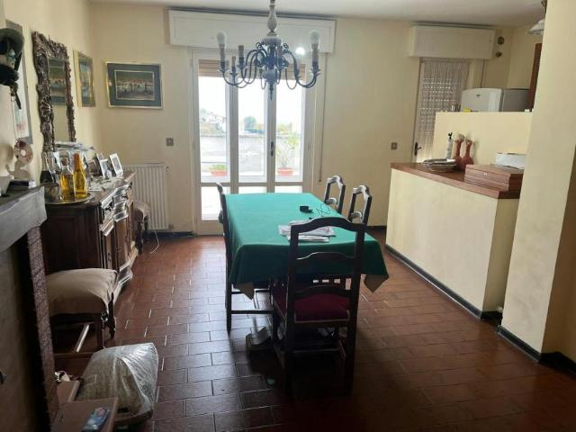 Appartamento 4 camere da letto, Colli sul Velino Colli sul Velino 02010 DLS99415194