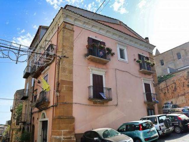 Appartamento 4 camere da letto, Piazza Armerina Sicilia 94015 ELS101118297