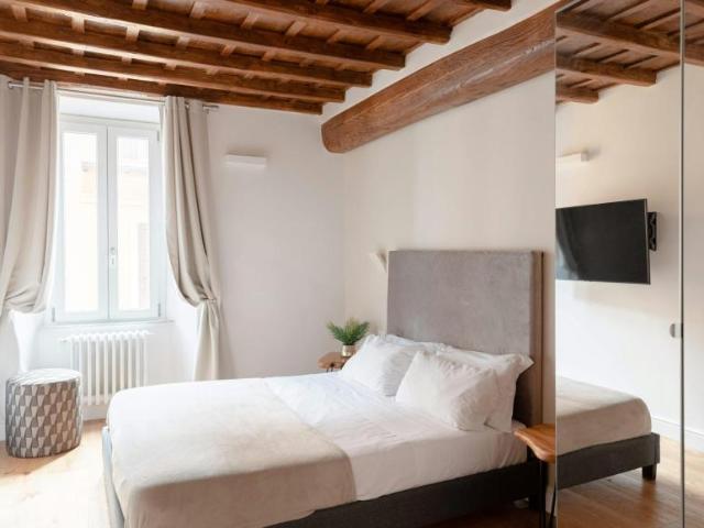 Appartamento 4 camere da letto, Rome Rome 00187 DS105676141
