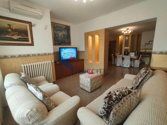 Appartamento 5 vani 145mq