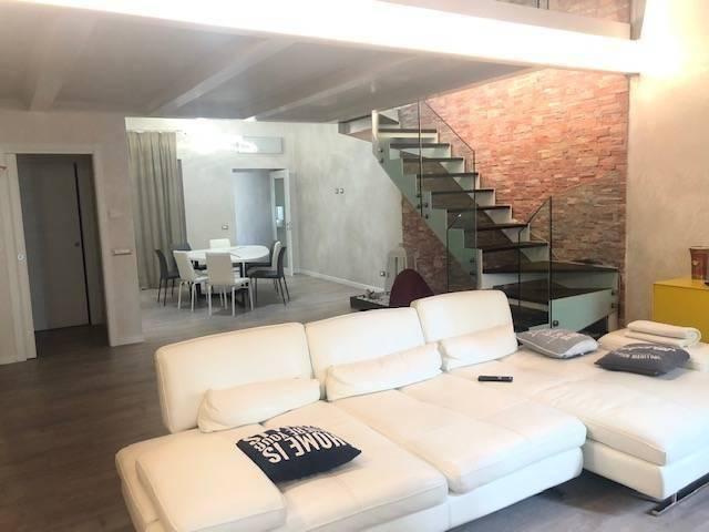 Appartamento 5 vani 240mq