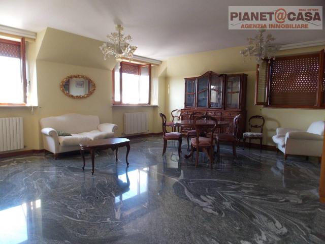 Appartamento 5 vani 200mq
