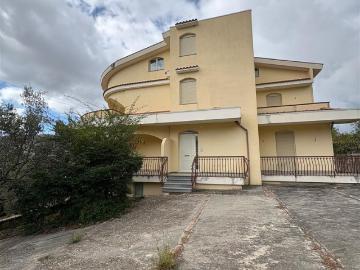 Appartamento 5 vani 220mq