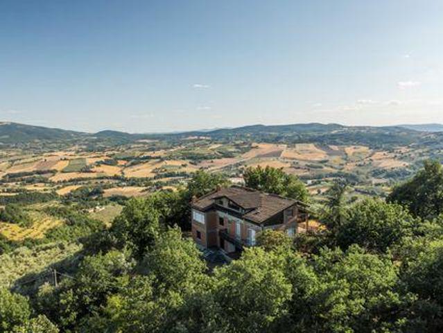 Appartamento 5 camere da letto, Gualdo Cattaneo Umbria 06035 DS93751895