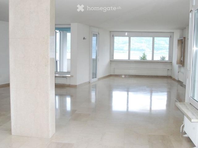 Appartamento 5 locali vista lago recentemente rinnovato