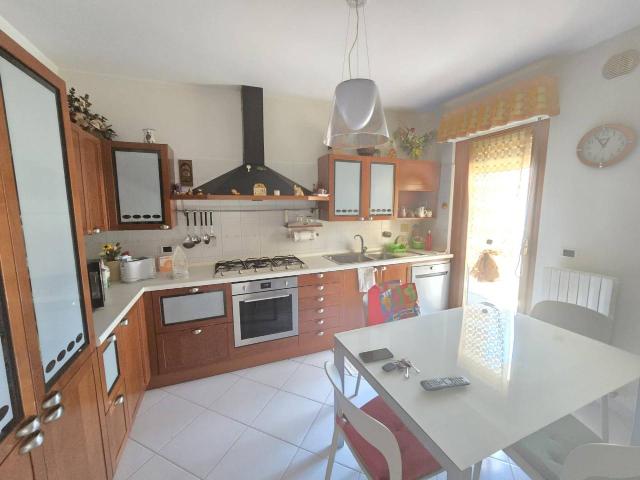 Appartamento 6 vani 120mq