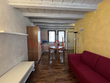 APPARTAMENTO COMPLETAMENTE ARREDATO