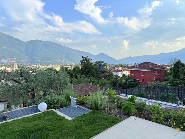 Appartamento con ampia terrazza tetto
