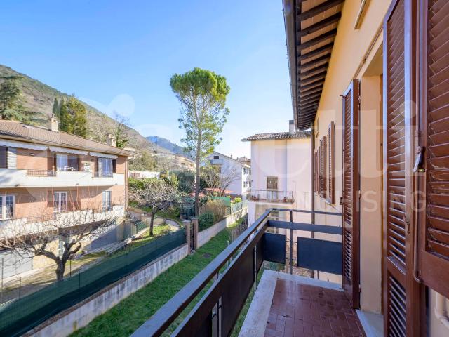 Appartamento con box a Gubbio