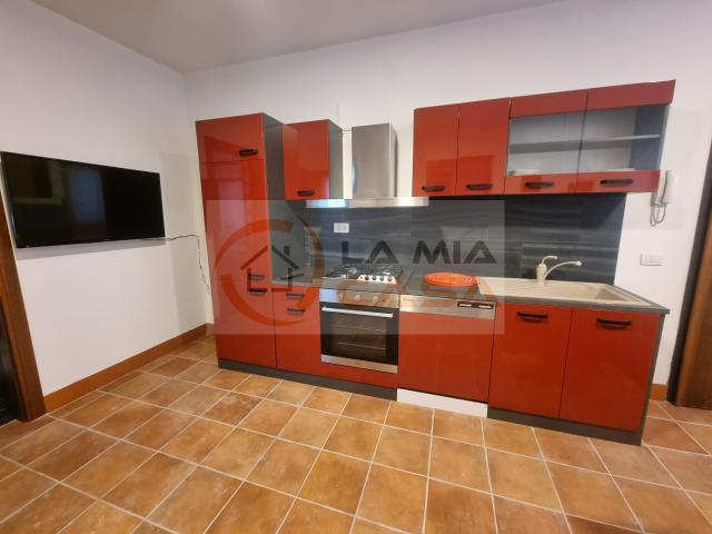 Appartamento con due camere in centro paese