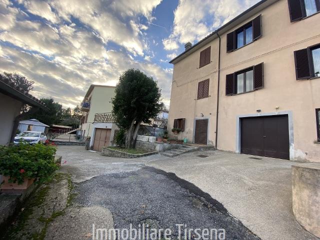 Appartamento con giardino, Orvieto canale nuovo