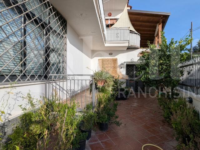 Appartamento con giardino a Bacoli