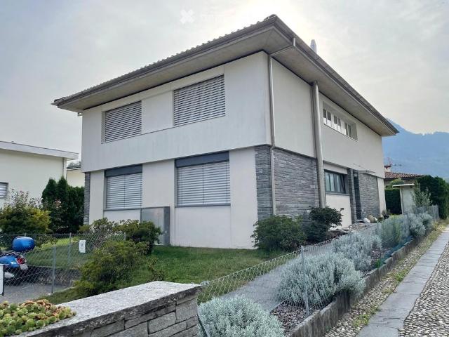 Appartamento con giardino a Losone