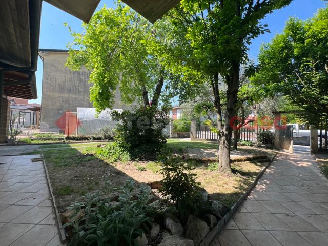 Appartamento con giardino a Salizzole