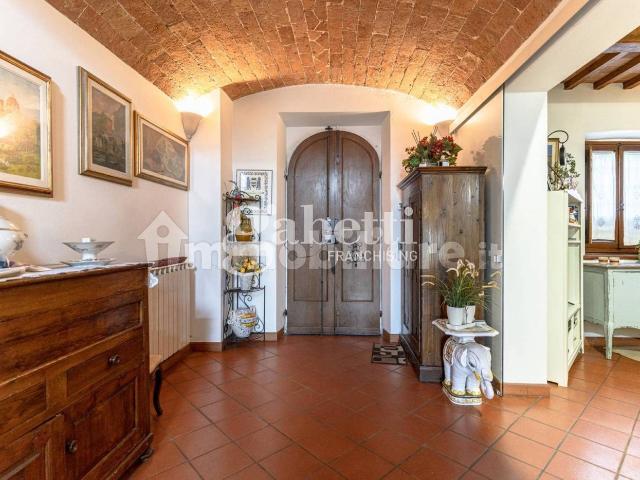 Appartamento con giardino a San Casciano in Val di Pesa