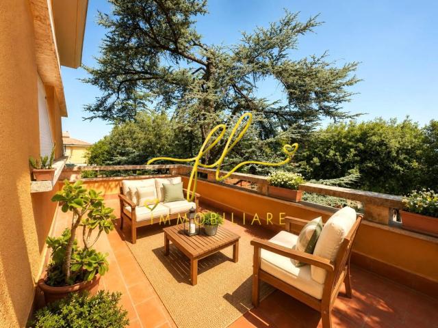 Appartamento con giardino a Pomarance