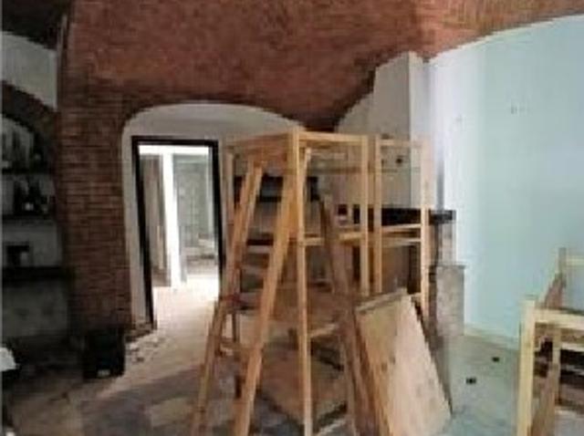 Appartamento con giardino in via al castello 12, Calizzano