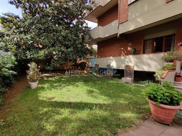 Appartamento con giardino in via ferdinando rossi 12, Massa