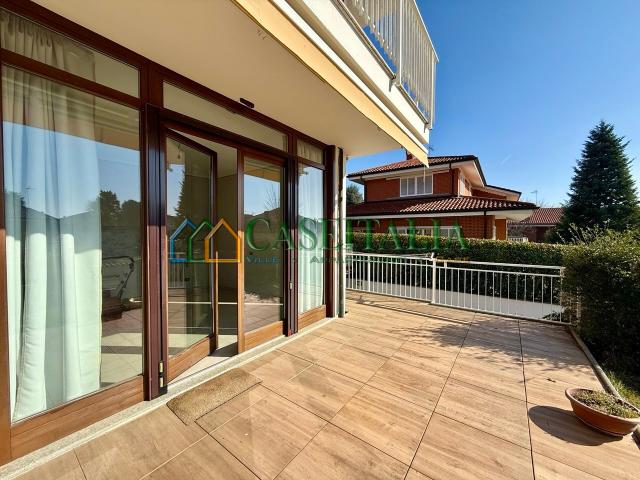 Appartamento con giardino in via frejus 3, Rosta