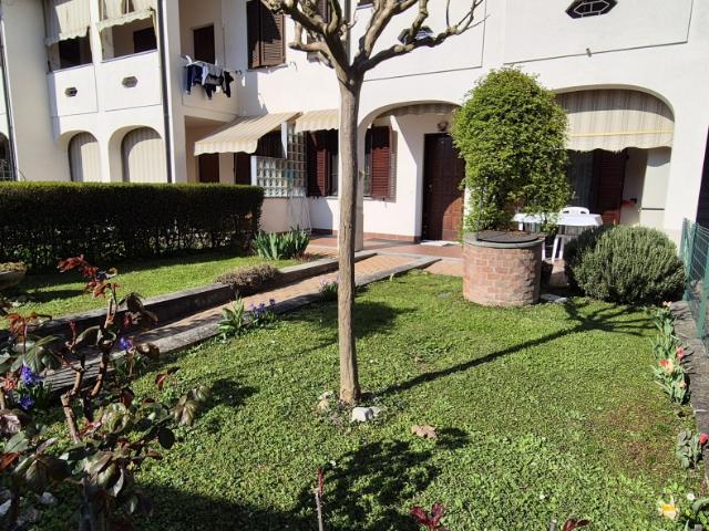 Appartamento con giardino in via garibaldi, Lauriano