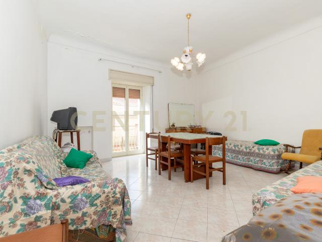 Appartamento con giardino in via sabauda 63, Buccheri