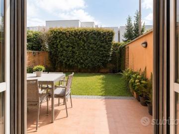 Appartamento con giardino privato