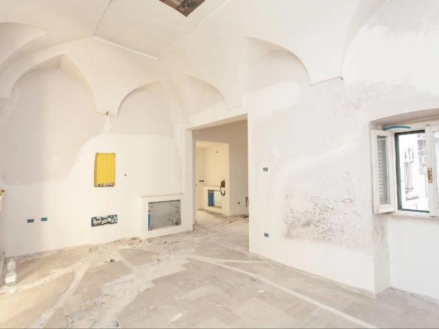 Appartamento con posizione unica nel centro storico 170m² Oria