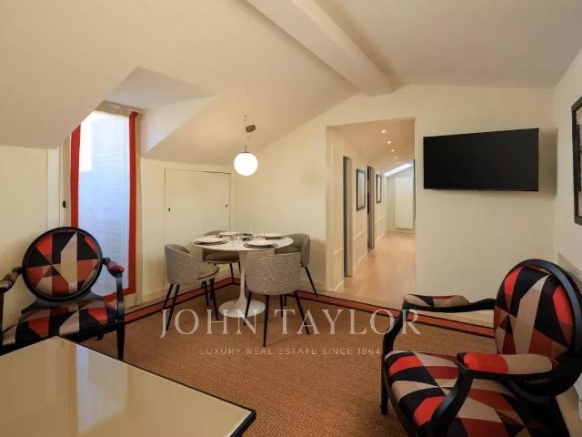 Appartamento con Terrazza nel Cuore di Firenze