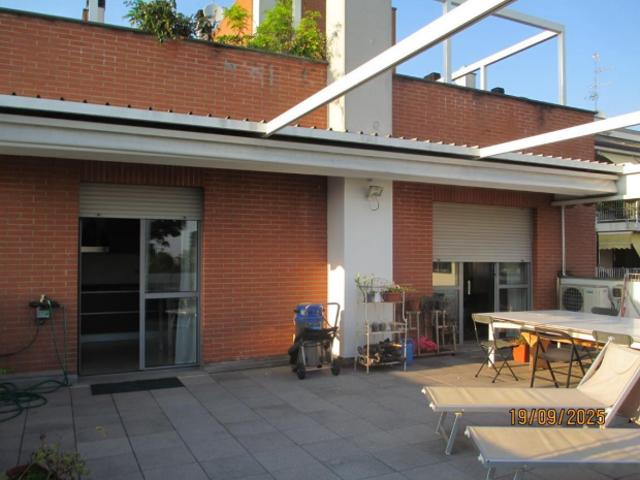 Appartamento con terrazzi, Milano quarto oggiaro