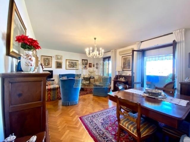 Appartamento con terrazzi, Firenze beccaria d'azeglio