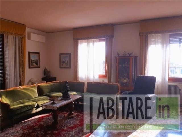Appartamento con terrazzi, San Casciano in Val di Pesa cerbaia