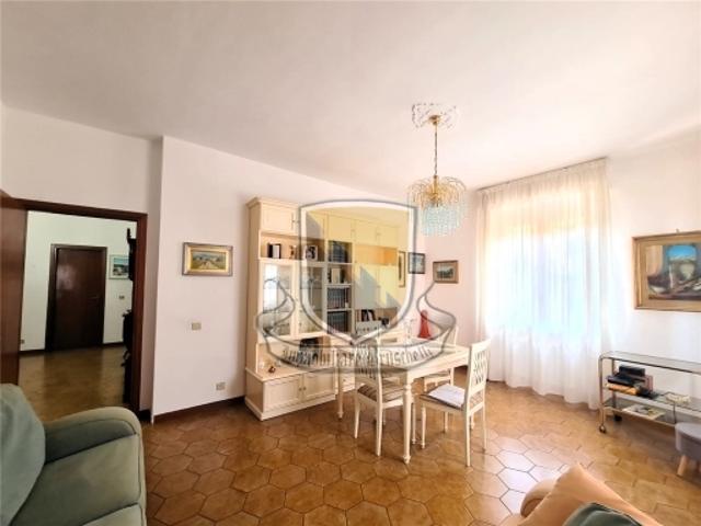 Appartamento con terrazzi, Sovicille rosia