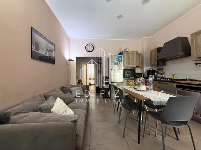Appartamento con terrazzo, Massa ortola