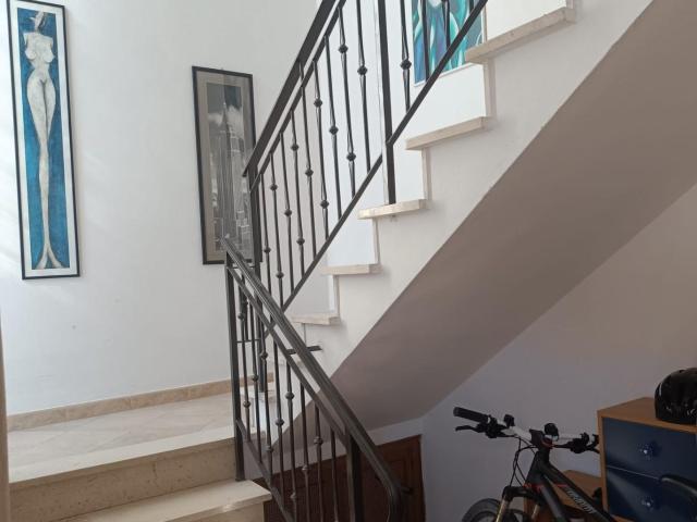 Appartamento con terrazzo a Cascina