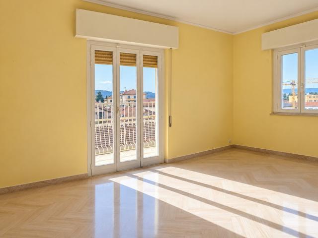 Appartamento con terrazzo a Arezzo