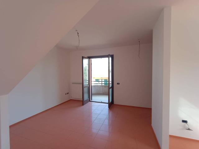 Appartamento in vendita a Terre Roveresche