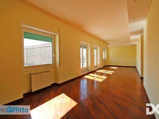 Appartamento con terrazzo Castelletto