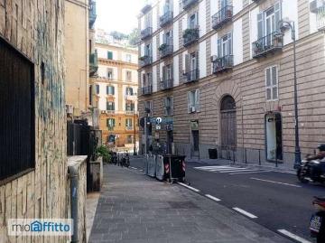 Appartamento con terrazzo Chiaia