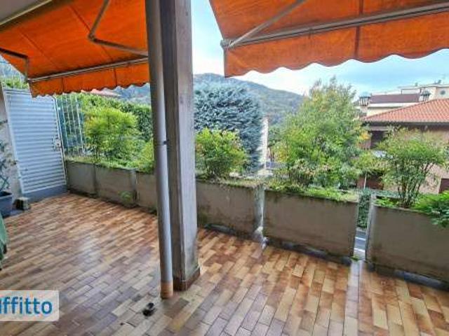 Appartamento con terrazzo Como