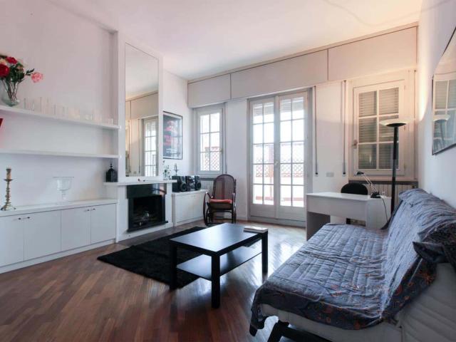 Appartamento con terrazzo e garage Crocetta/Pta Romana