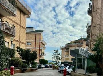 Appartamento con terrazzo Flaminio, fleming, vigna clara, camilluccia